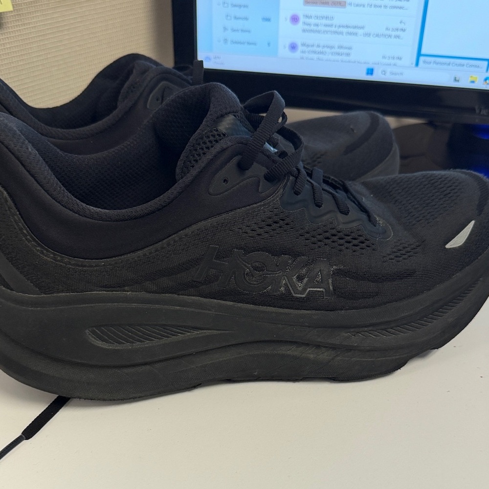 Hoka All-Black Athletic Shoes BONDI size 11